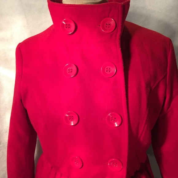 No Filter - Unique Ruffle Coat - Picture 4 of 8